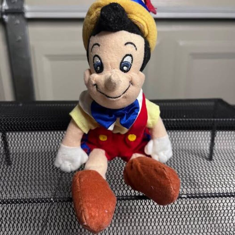Disney Pinocchio Plush Toy 9in